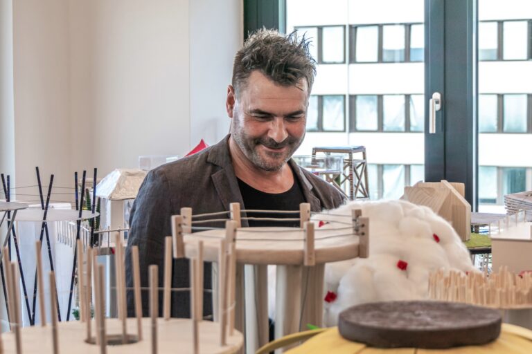 Ralph Pflaume: Wer ist er und warum wird über ihn gesprochen? ralph pflaume